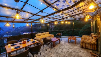 Superior kamer, uitzicht op bergen | Terras