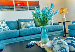 Smart TV, table tennis, books