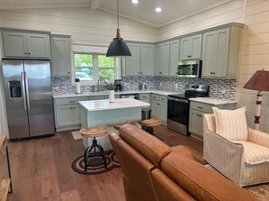 Private kitchen - Romantic Getaway at Honeymoon Cottage (Pisgah)