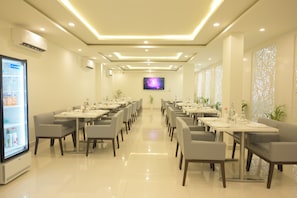 Restaurant - Axon Business Hotel Hitech City Hyderabad (Hyderabad)