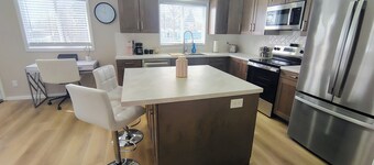 Pretty in Pink in Bismarck, 2 King BR, 2 BA