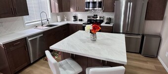 Centrally Located 2 King Bed 2 Bath