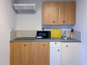 Fridge, microwave, stovetop, toaster