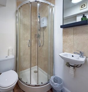 Shower, towels