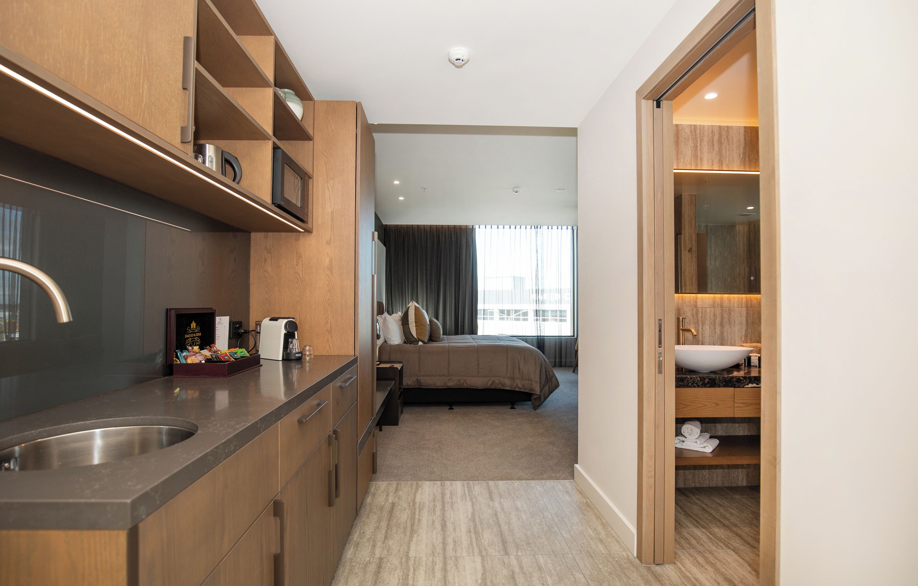 Executive Studio Suite | Private kitchenette