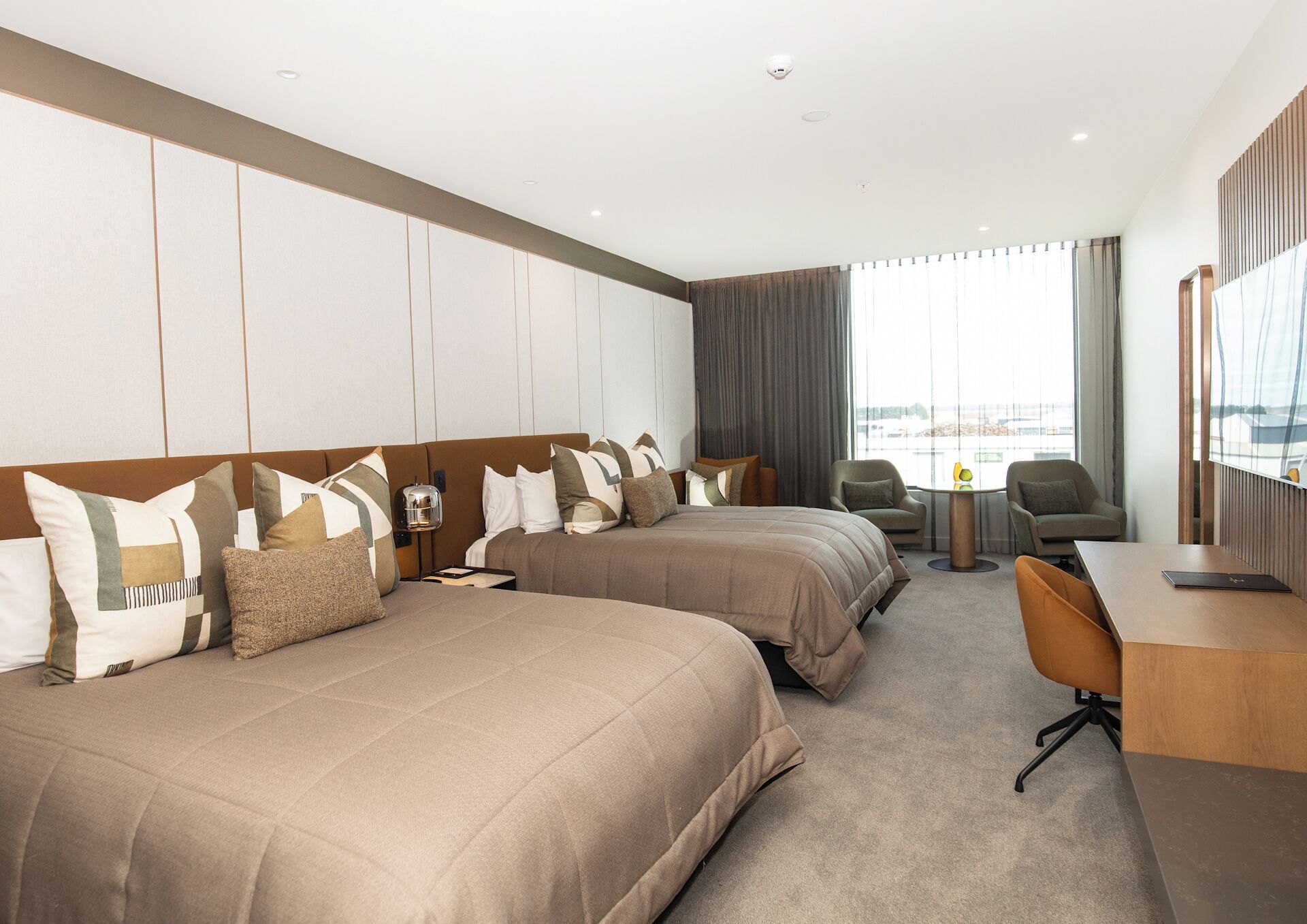 Double or Twin Room, 2 Queen Beds, Kitchenette | Egyptian cotton sheets, premium bedding, pillowtop beds, in-room safe