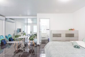 1 bedroom, iron/ironing board, free WiFi, bed sheets