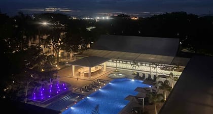 Discover Comfort in the City - Cozy 1 Bedroom Condo Awaits