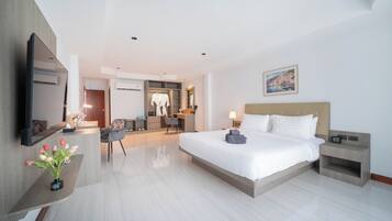 Penthouse Luxe, piscine privée, vue mer