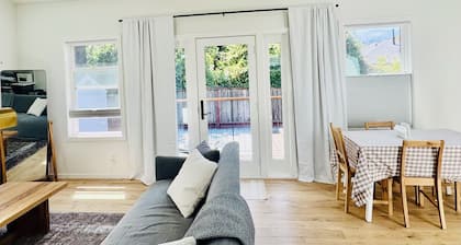 Lovely bungalow in Mill Valley