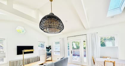 Lovely bungalow in Mill Valley