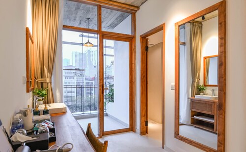 22 Land 50 Truong Cong Giai Hotel