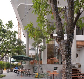 Front of property - 22 Land 50 Truong Cong Giai Hotel (Hanoi)