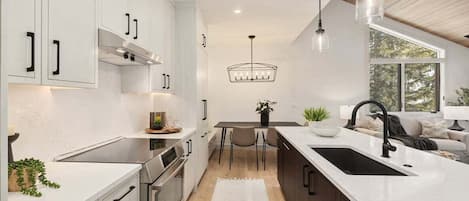 Refrigerador, microondas, horno y parrilla de estufa