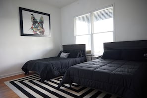 4 Schlafzimmer, Bügeleisen/Bügelbrett, WLAN, Bettwäsche