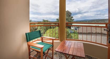 Lux Suites Sunset Delight Holiday Homes