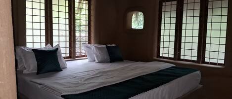 Casa de campo Deluxe, vistas al jardín | Sábanas de algodón egipcio y ropa de cama de alta calidad