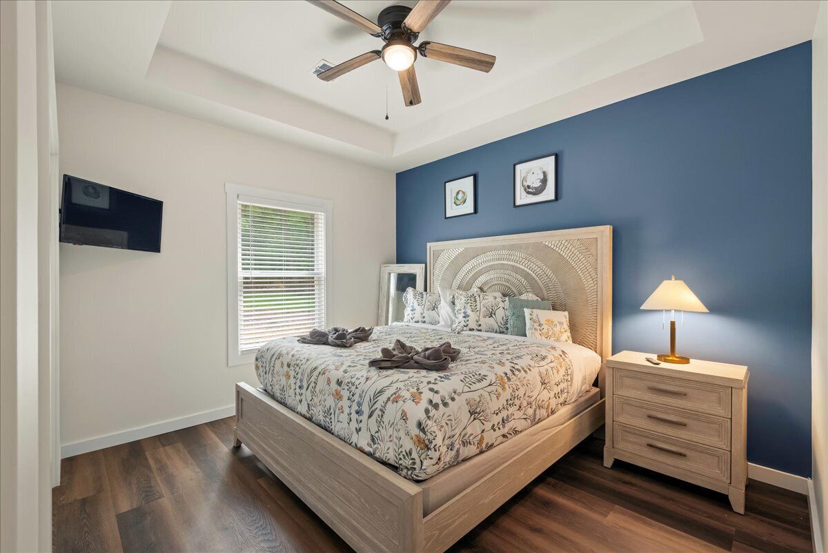 9 bedrooms, iron/ironing board, travel crib, free WiFi