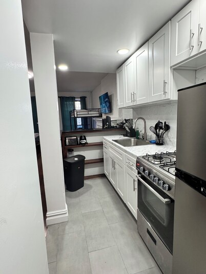 Charming 5Beds  apartment with WiFi, AC in fabulous New York