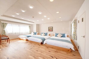 Room, Lanai, City View | Bed sheets