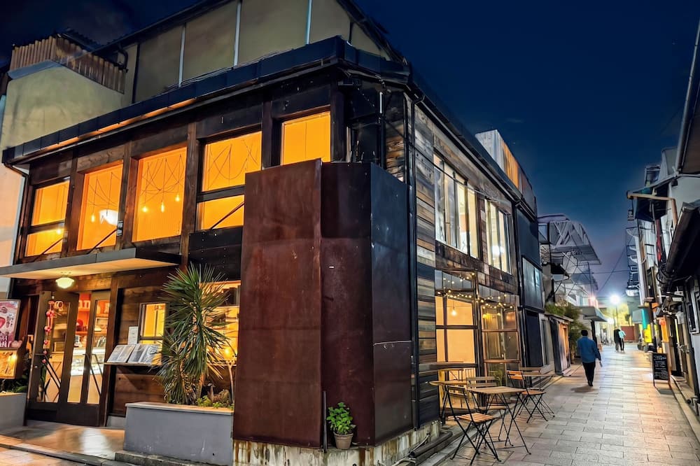 LIVE HEART House