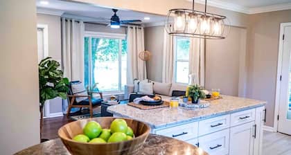 Elegant 2BR Retreat • Spa Showers • Chef Kitchen • Near Hospitals & Parks