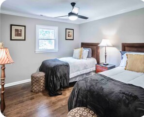 2 bedrooms, iron/ironing board, free WiFi, bed sheets