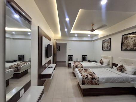 Executive Double Room | Free WiFi