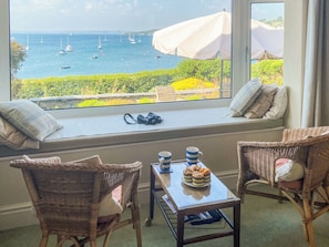 Interior - 3 bedroom accommodation in St Mawes (St Mawes)