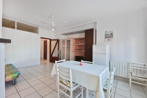 Dining - Casa Francesca near center and beach (Porto Azzurro)