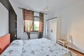 Room - Casa Francesca near center and beach (Porto Azzurro)
