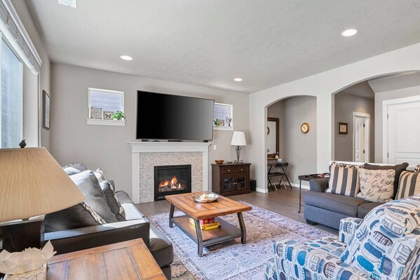 TV, fireplace, table tennis