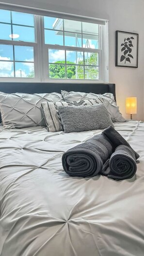 4 habitaciones, tabla de planchar con plancha y wifi gratis