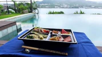Daily Japanese breakfast (JPY 3000 per person)