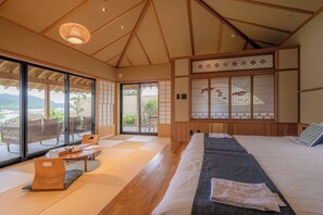 Basic House, Non Smoking, Partial Sea View | Free WiFi, bed sheets