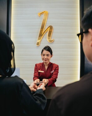 Lobby - Horison Ultima Sayaga Cibinong (Cibinong)