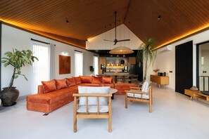 Villa Deluxe, 5 chambres, piscine privée, vue piscine | Coin séjour