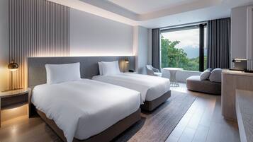 In-room safe, iron/ironing board, free WiFi, bed sheets