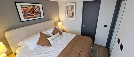 1 quarto, ferros/tábuas de passar roupa, Wi-Fi, roupa de cama