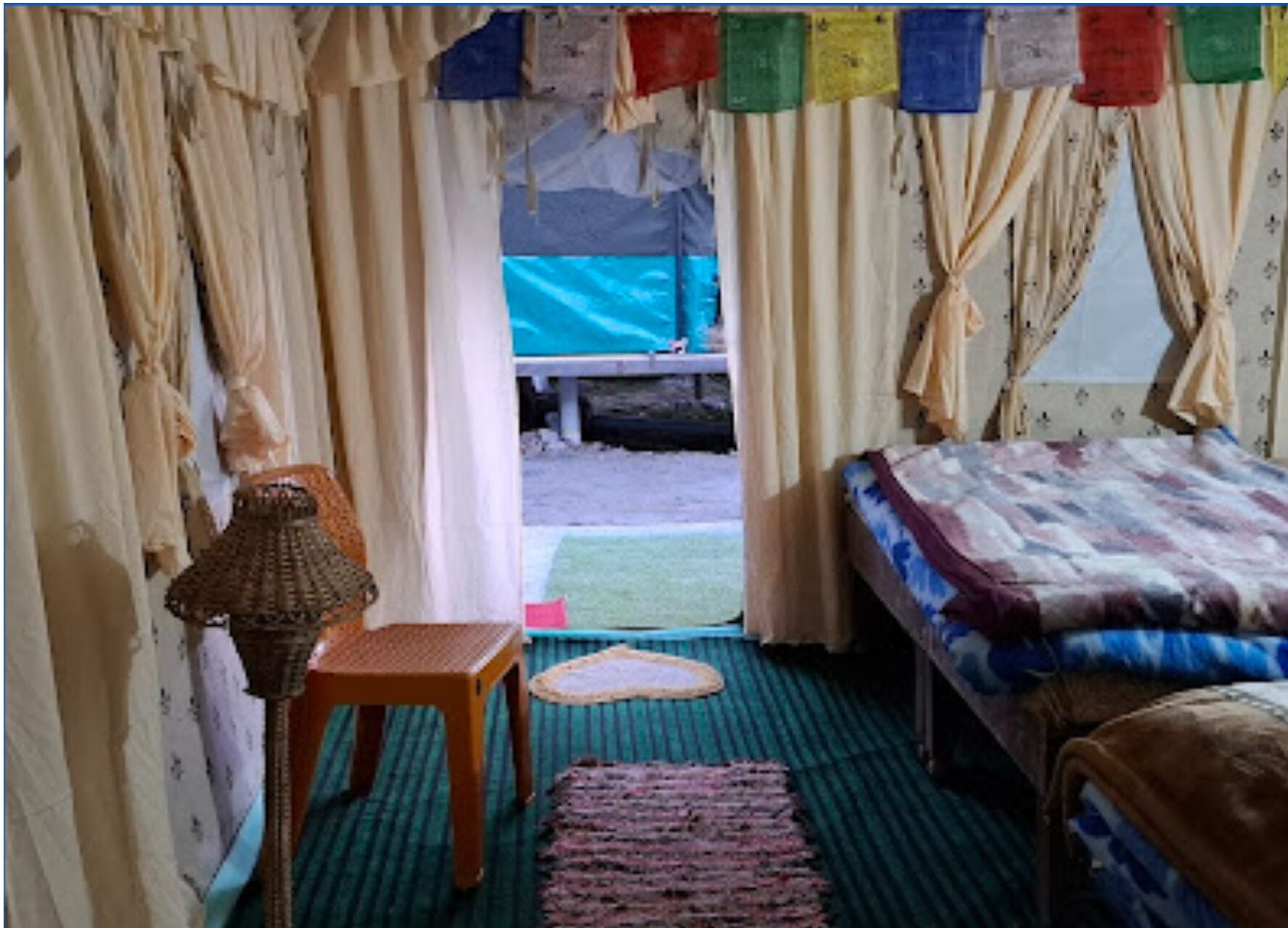 Triple Room, Mountain View