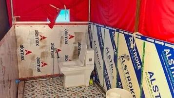 Shower, free toiletries, soap, toilet paper