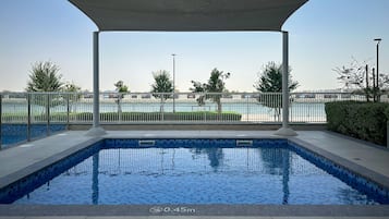 Piscina externa