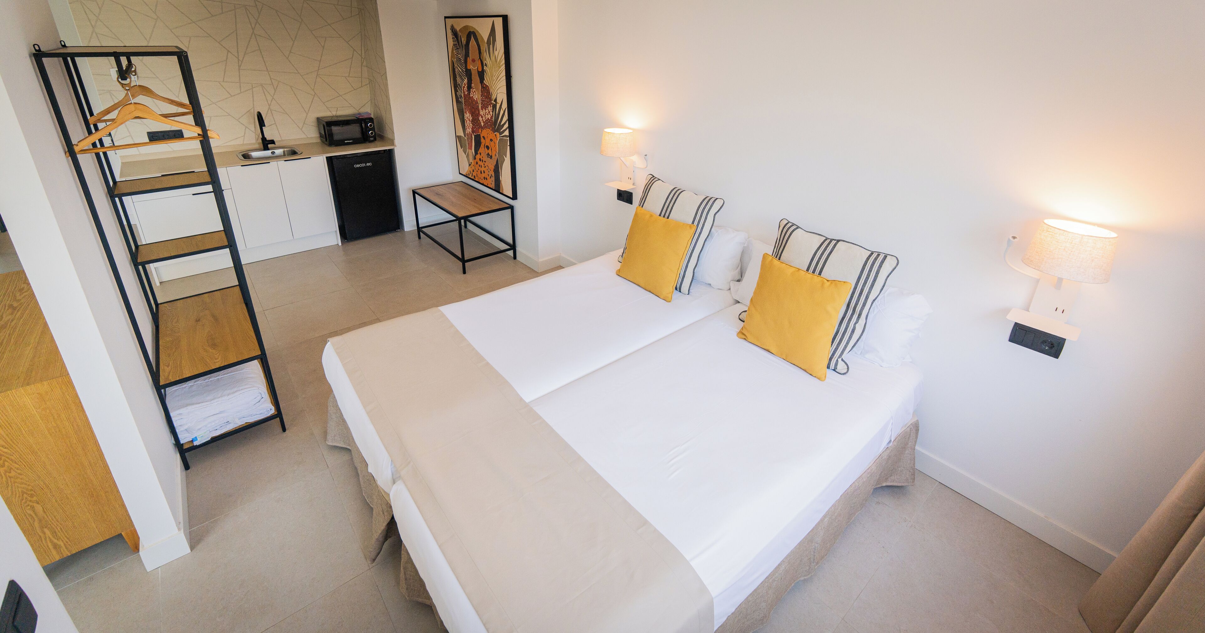 Strykejern/-brett og wi-fi (inkludert)