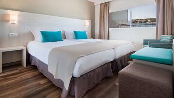 Iron/ironing board, free WiFi