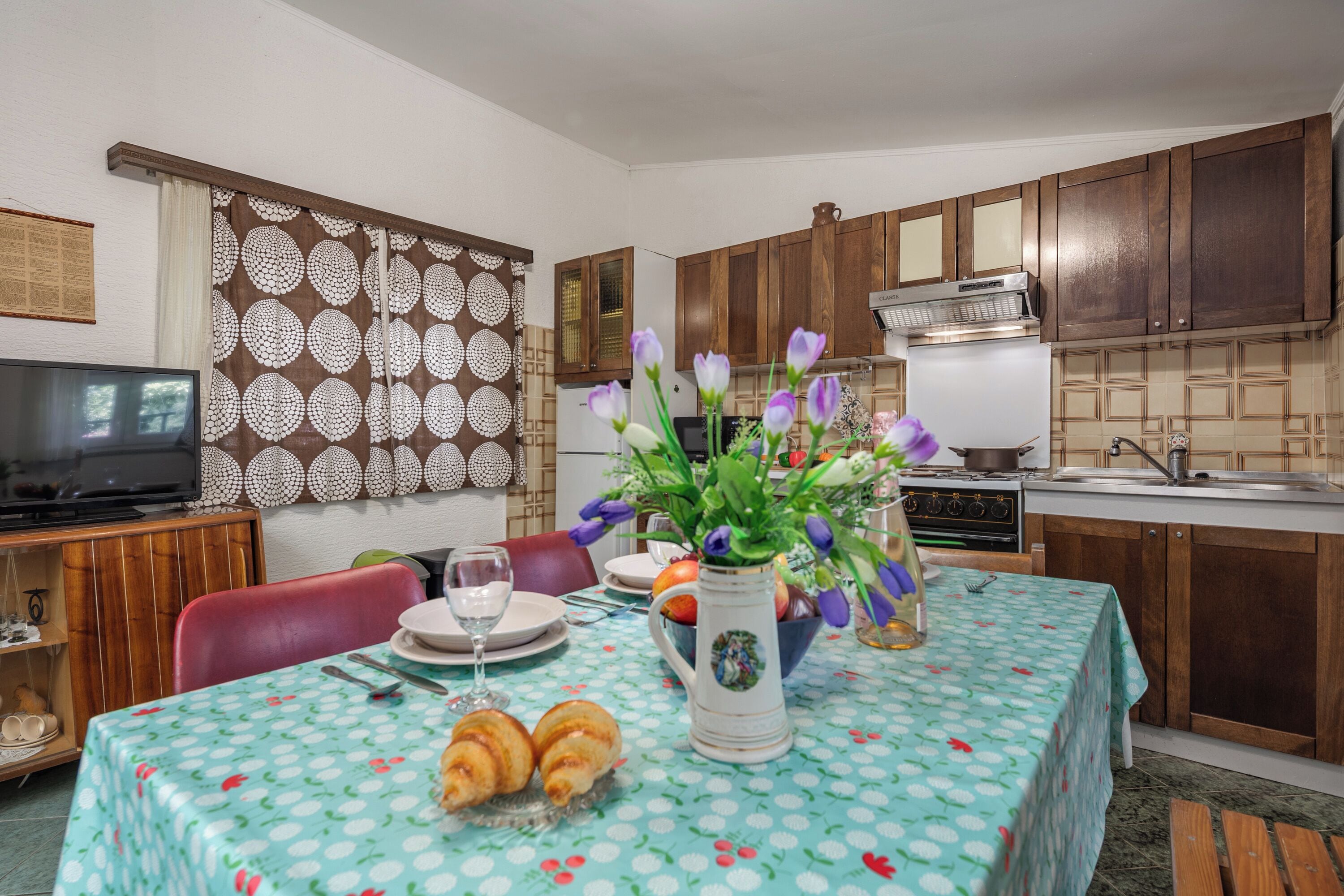 Standard House, Multiple Bedrooms, Sea Facing (Beach House Astrid) | Dining