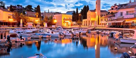 Marina