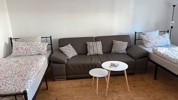 1 habitación, wifi y ropa de cama