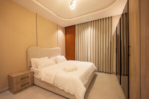 1 bedroom, in-room safe, iron/ironing board, free WiFi