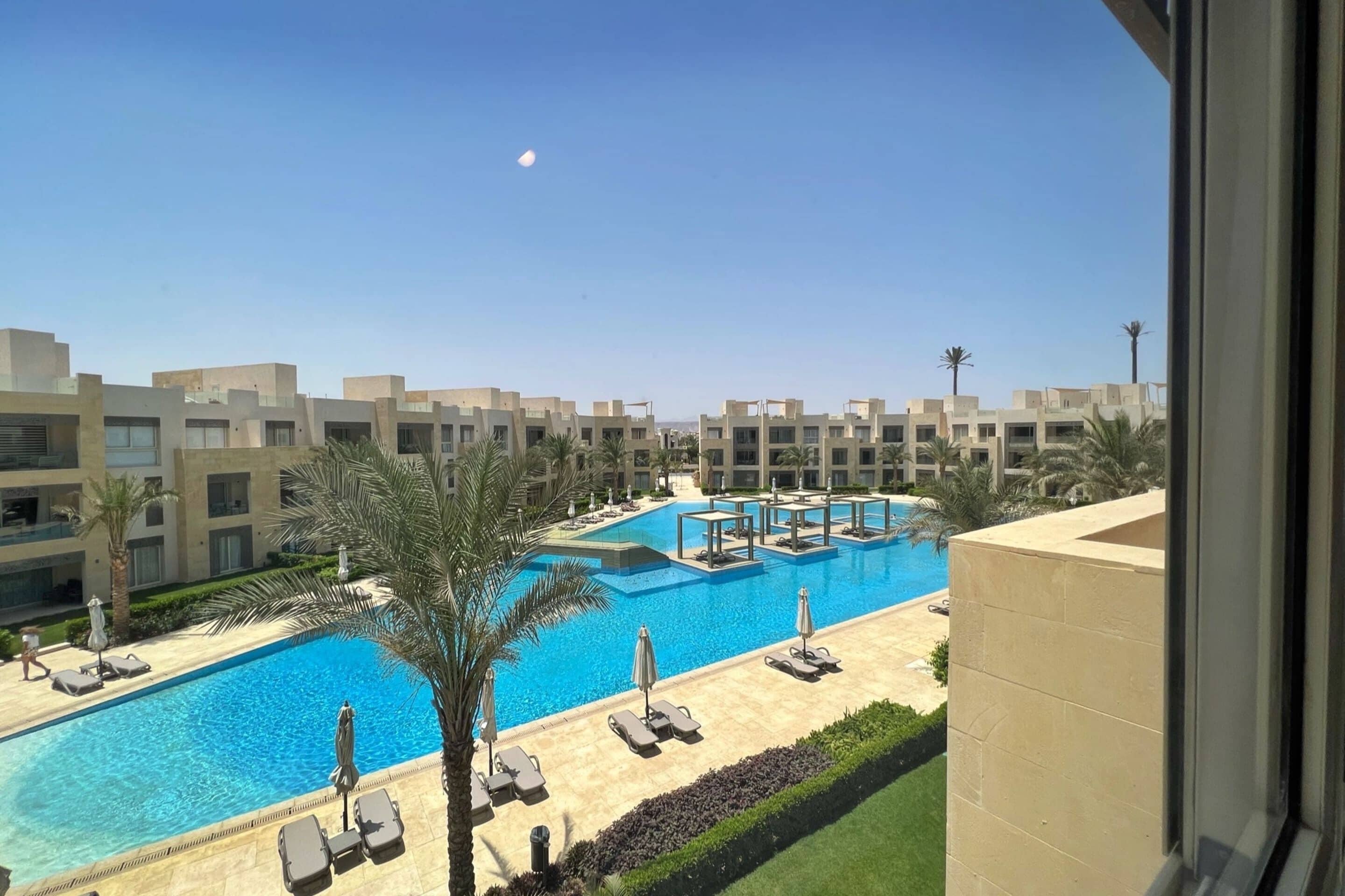 Departamento | Alberca | Alberca al aire libre y alberca climatizada