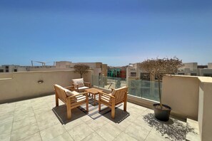 Apartment | Terrace/patio